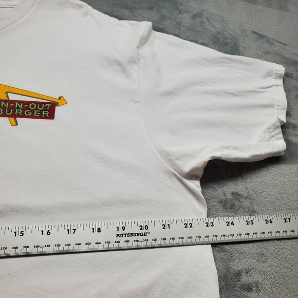 In-n-Out Burger White Graphic Tshirt 75 Years Graphic Hit on Back Men Sz XL - Picture 10 of 13